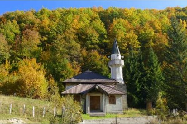 Džamija u Tuhobiću